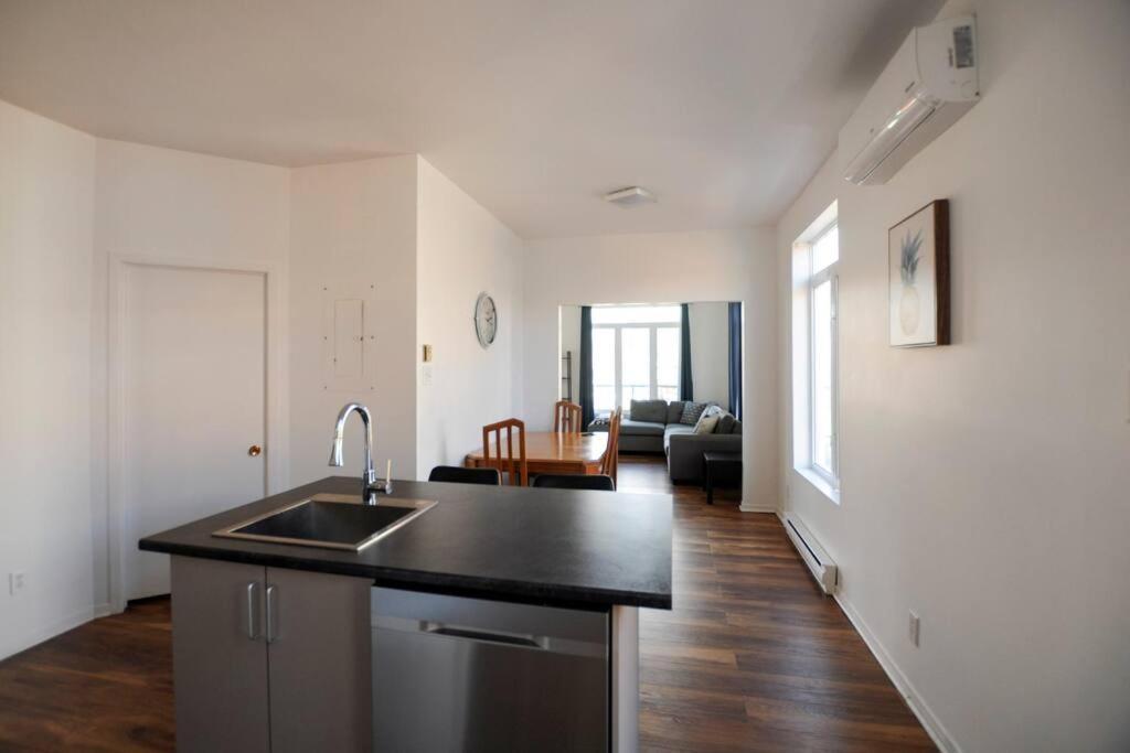 The 1810 - Spacious With Balcony - North Of Quebec Exteriér fotografie