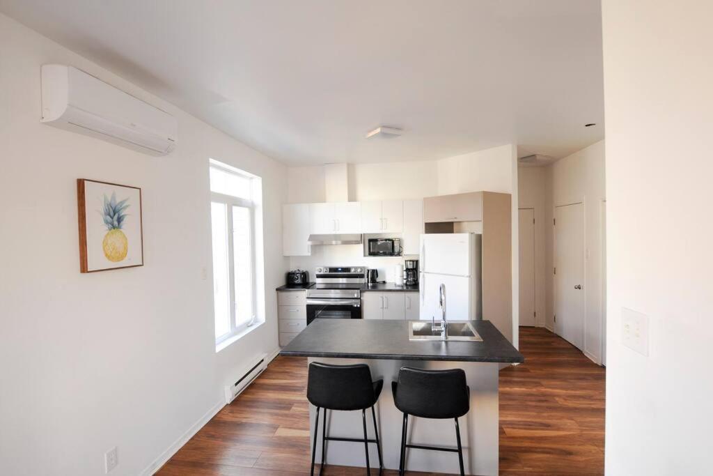 The 1810 - Spacious With Balcony - North Of Quebec Exteriér fotografie